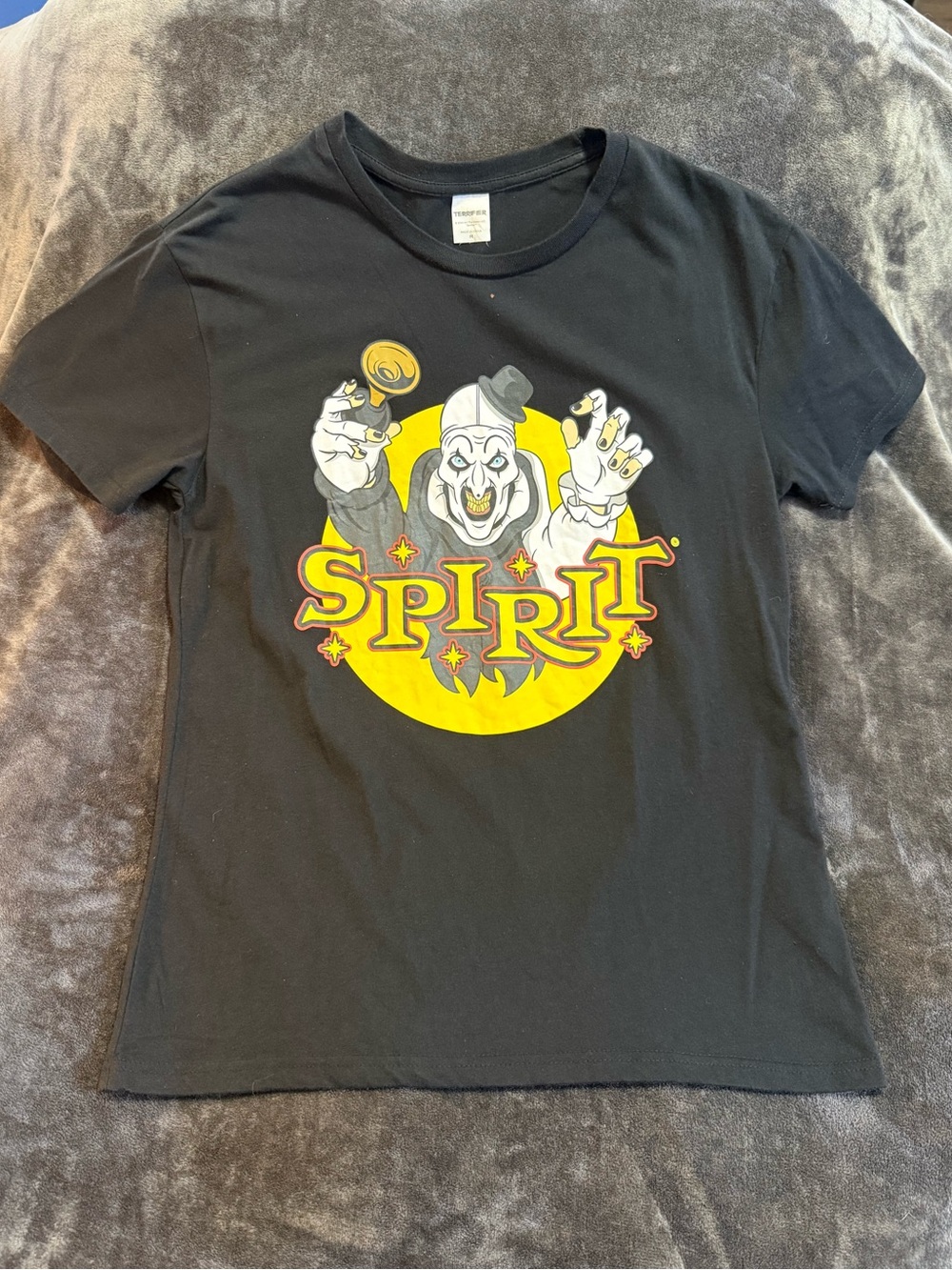 Spirit Black Graphic Terrifier T‑Shirt with Yellow Logo